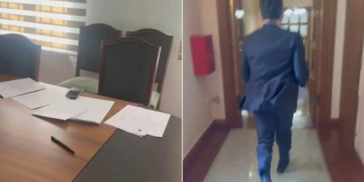 ‘Rrëmbeu’ me forcë marrëveshjen me SHBA-në, Agron Shehaj pezullohet 60 ditë nga Kuvendi