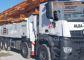 Shoferi i “Alba-Beton” i jepte betonieres që u përplas me patentë të skaduar!