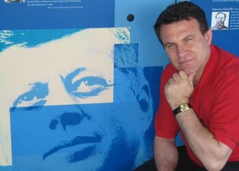 “Do kandidoj i pavarur për bashkinë Vlorë ”, ish-ministri socialist: Nuk u shërbej emrave të korruptuar