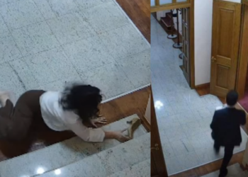 VIDEO/ Momenti kur Shehaj merr marrëveshjen me SHBA-në, sekretarja rrëzohet në shkallë