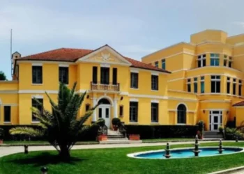 Amasada amerikane njoftim të rëndësishëm për vizat turistike