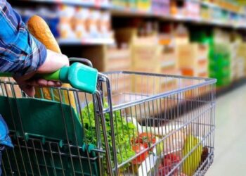 Çmimet janë rritur me 3.2% edhe sipas metodës së Eurostat, efekti kryesor nga ushqimet dhe argëtimi