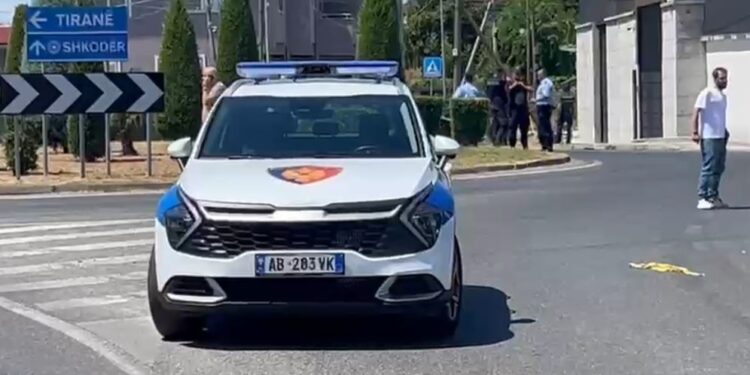 Krimi në familje/ Vrau gruan me armë gjahu, identifikohet autori dhe viktima