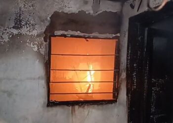 Shkrumbohet banesa në Shkodër, dyshohet se brenda ishte një nënë me dy fëmijë