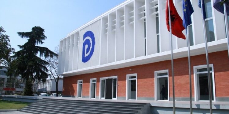 KAS la në detyrë Kreshnik Hajdarin/ PD: Vendimi krijon një precedent të rrezikshëm për zgjedhjet