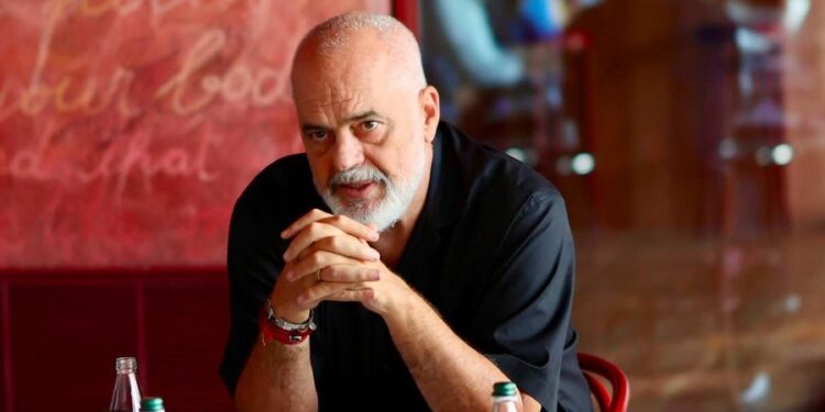 Rama zbulon çfarë u diskutua në takimin me socialistët