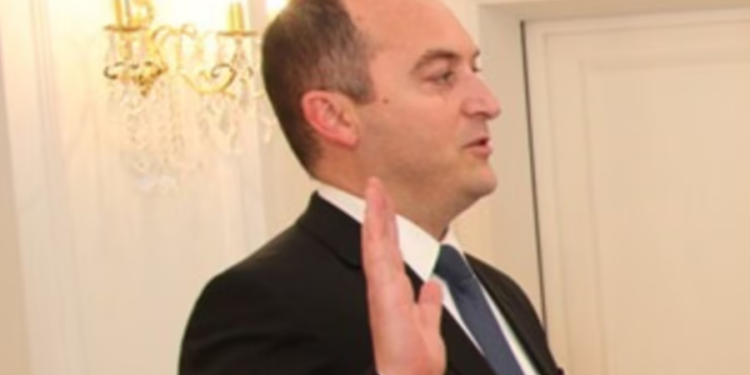 Kush është kandidati për President të Kosovës, Bekim Sejdiu?