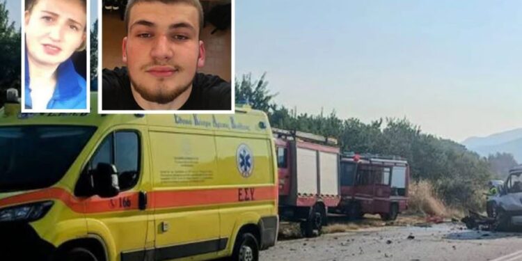 Jetonin prej vitesh në Greqi, këta janë nënë e bir që humbën jetën në aksident