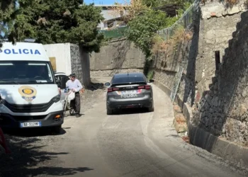 Alarm për bombë edhe në Gjykatën e Lezhës, evakuohet personeli