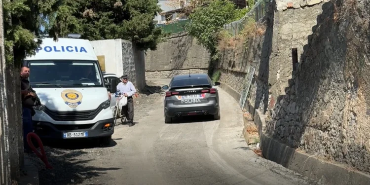 Alarm për bombë edhe në Gjykatën e Lezhës, evakuohet personeli