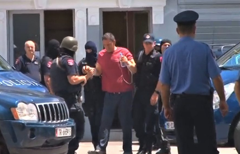 Kërkoi të merrte pjesë në varrimin e nënës, Ardian Çapjas i refuzohet kërkesa