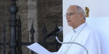 Mesazhi i Papa Leoni: IA duhet të jetë “shërbëtore e së mirës së përbashkët”, jo rivale e njerëzimit