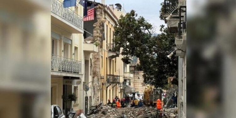FOTO/ Tragjedi për familjen shqiptare, motër e vëlla mes viktimave në Athinë