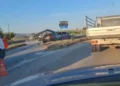 Makina përplaset me barrierat, plagoset një grua dhe një fëmijë