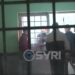 Nuredin Dumani del jashtë kontrollit, godet dhe kanos policin brenda burgut