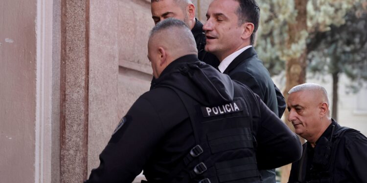 Kërkuan Veliajn fizikisht në mbledhje, SPAK refuzon kërkesën e Këshillit Bashkiak
