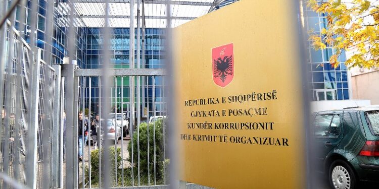 U ekstradua nga Italia, Gjykata e Posaçme lë në burg Hasan Ndërjakun