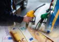 Nafta më e shtrenjtë në rajon, shqiptarët paguan 80 milionë euro më shumë – qeveria nuk mori masa lehtësuese
