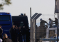 Qendrat e refugjatëve/ Amnesty International: Modeli Itali-Shqipëri mund të kthehet në precedent të rrezikshëm për BE-në