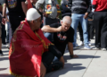 Specialja dënon për krimet lufte ish-krerët e UÇK-së, Prishtina shpërthen në revoltë: Jo fajtor në emër të popullit