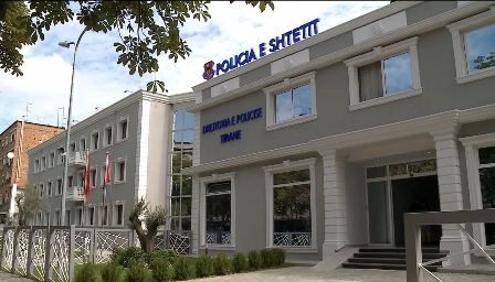 E rëndë në Tiranë, 12-vjeçarja abuzohet nga tezja dhe kushëriri; rasti u zbulua nga shkolla