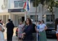 Ngërçi i pagave përshkallëzon bojkotin në gjykata, protestë në Fier, Lushnjë dhe Vlorë