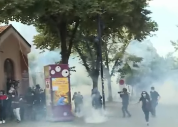 Policia reagon prapë, kërcënon prindërit: Do të mbani përgjegjësi për çfarë bëjnë fëmijët
