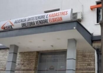 Dorëhiqet vetëm 3 orë pas emërimit drejtori i Kadastrës së Elbasanit, Everest Kazheli