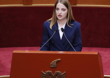 Marjana Koçeku i qëndron fjalës, voton kundër Reformës Territoriale