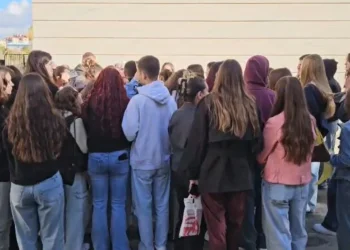 Studentët e Universitetit të Korçës vijojnë bojkotin dhe protestat edhe sot
