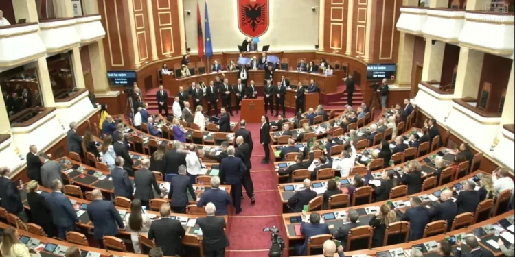 85 vota pro Reformës Territoriale, bashkitë reduktohen nga 61 në 46