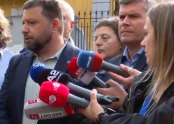‘Dhunë e mirëorganizuar kundër studentëve’/ Solidarizohet shoqëria civile: Ngrini zërin, s’jeni vetëm!
