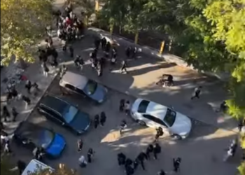 Zgjerohet protesta e të rinjve, nxënësit e “Ismail Qemalit” bojkotojnë mësimin