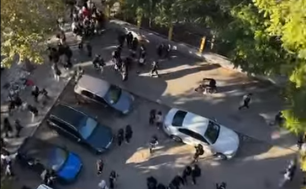 Zgjerohet protesta e të rinjve, nxënësit e “Ismail Qemalit” bojkotojnë mësimin