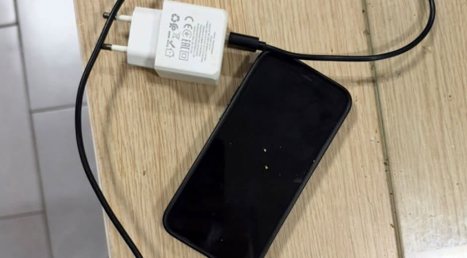 Shkodër/ Iu gjetën celular dhe karikues në qeli, i paraburgosuri përfundon nën hetim