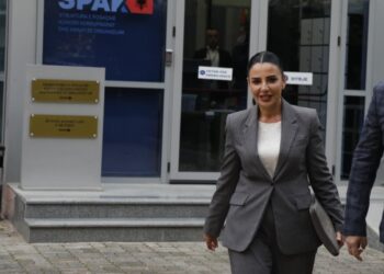 Balluku paraqitet në SPAK, zgjaten hetimet deri në janar 2027