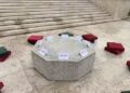 Protesta kombëtare/ Rama ndryshon skenografinë e dialogut, vendos “sofrën” e gurit para Kryeministrisë