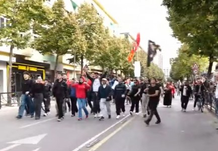 “Kur zgjohet rinia, bie qeveria”, nis protesta e studentëve para Ministrisë së Arsimit