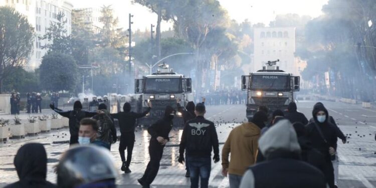 Studentët sot në protestë, pedagogët dhe PD në mbështetje të tyre