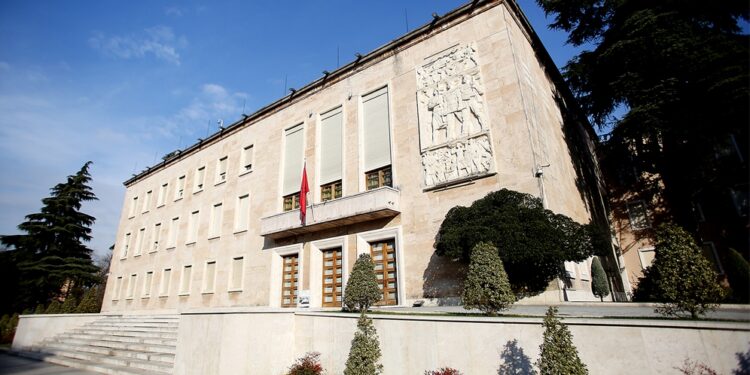 Emërohen dy zëvendësministra të rinj – EMRAT