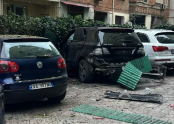 Eksploziv makinës pranë Gjykatës Civile, ishte në pronësi të avokatit Idajet Beqiri
