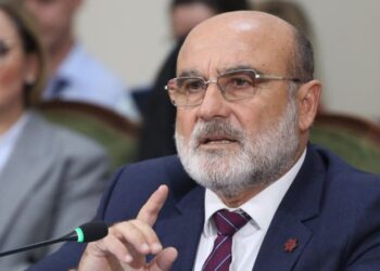 Vullnet Sinaj ndryshon mendje në moment të fundit, bashkohet me Ramën për Reformën Territoriale