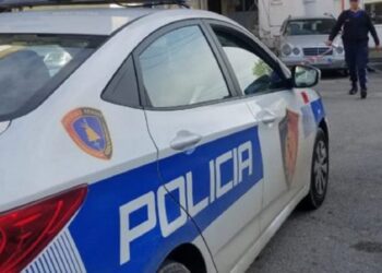 Shpërthim me tritol në derën e një banese në Elbasan